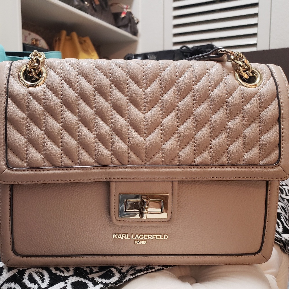 🚫SOLD🚫Karl Lagerfeld Handbag